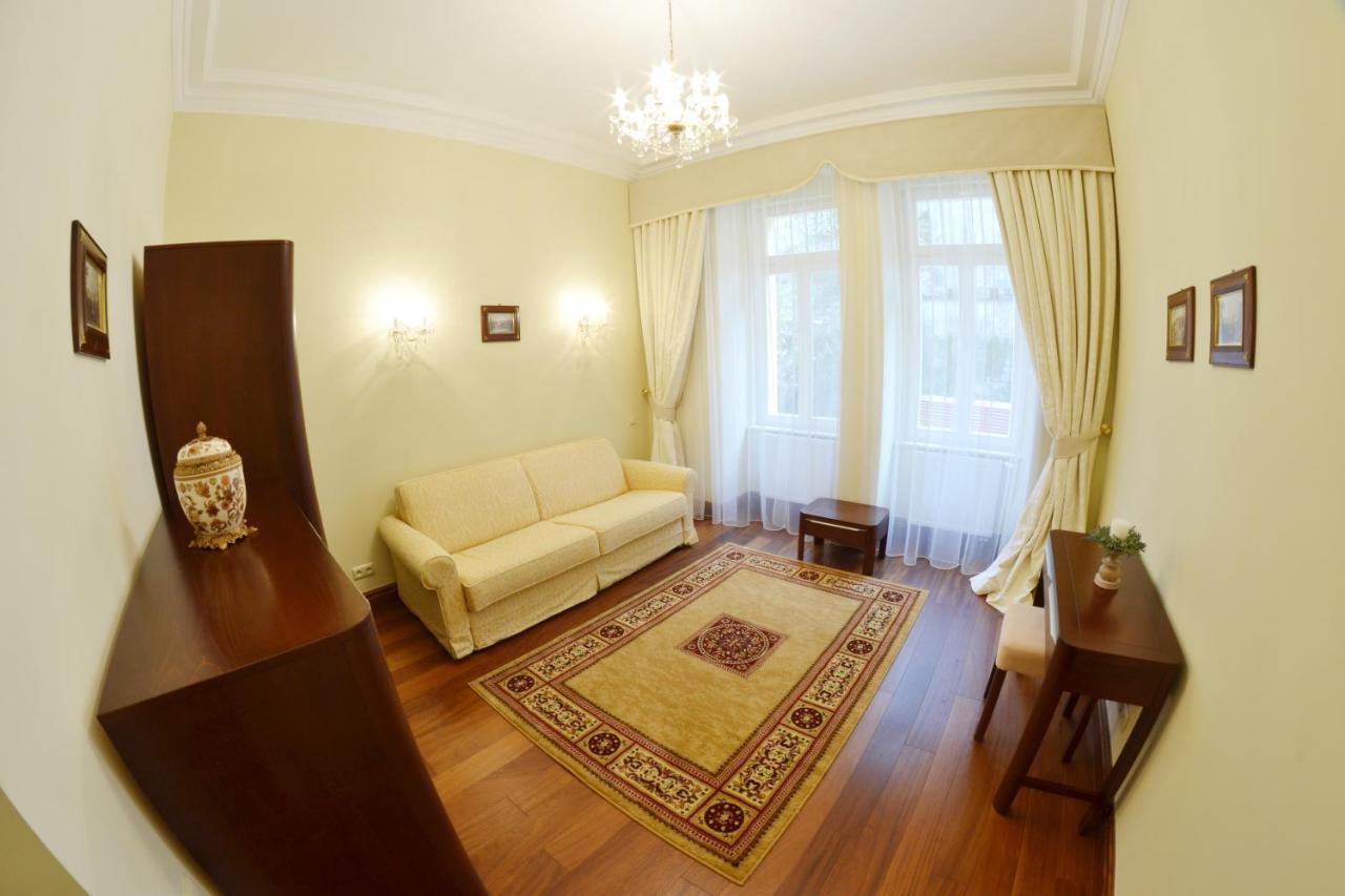 Apartma Premium Karlsbad Exteriör bild
