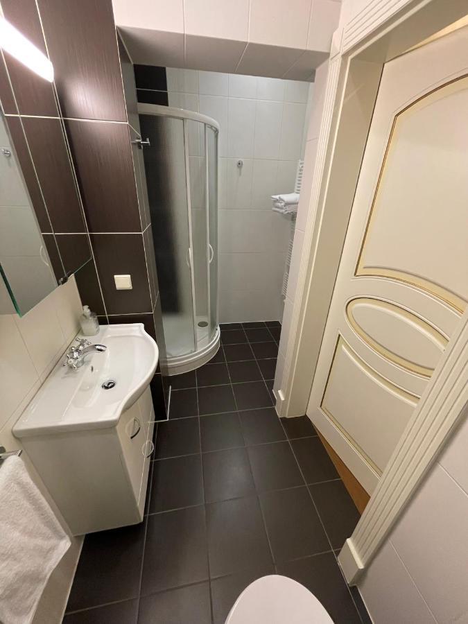 Apartma Premium Karlsbad Exteriör bild