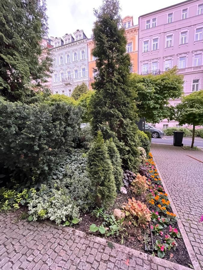 Apartma Premium Karlsbad Exteriör bild